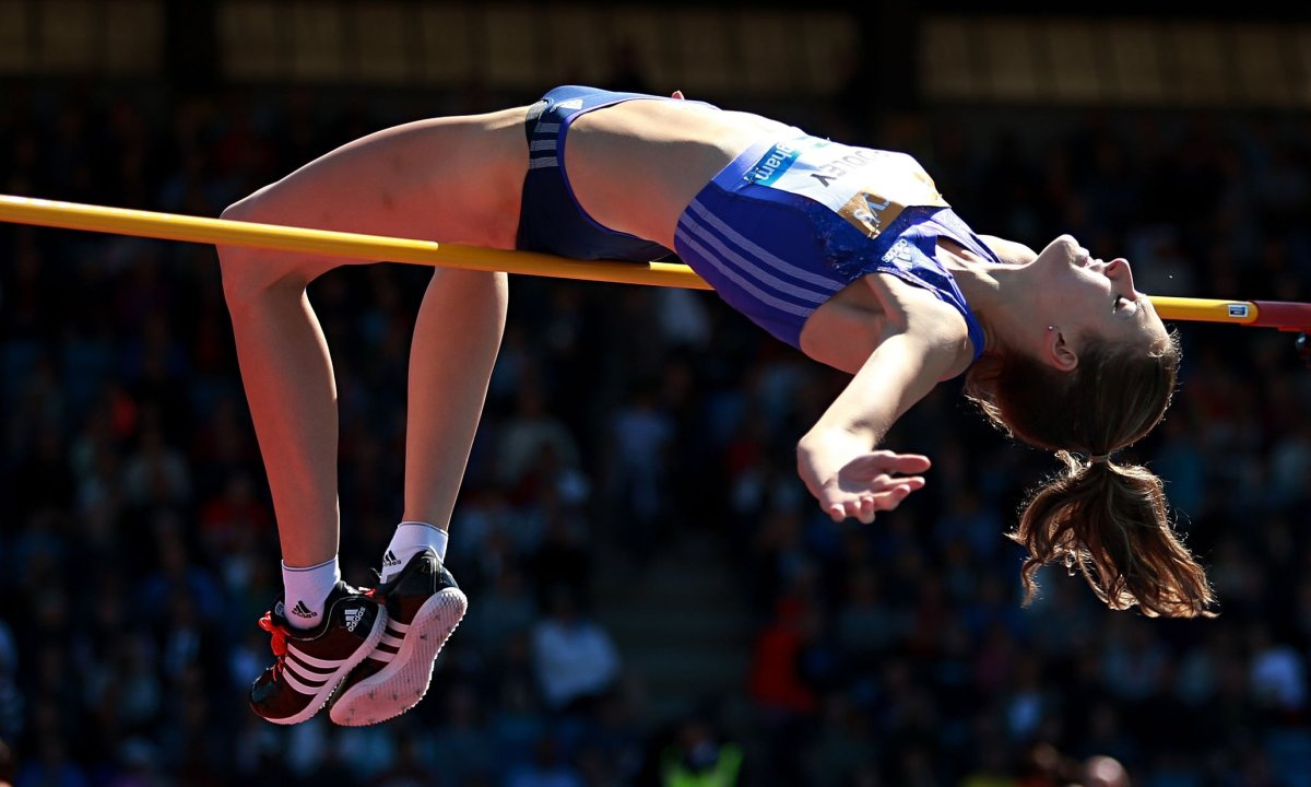 Прыжки в высоту девочки