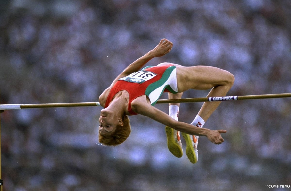 Клара Фернандес прыжки с шестом