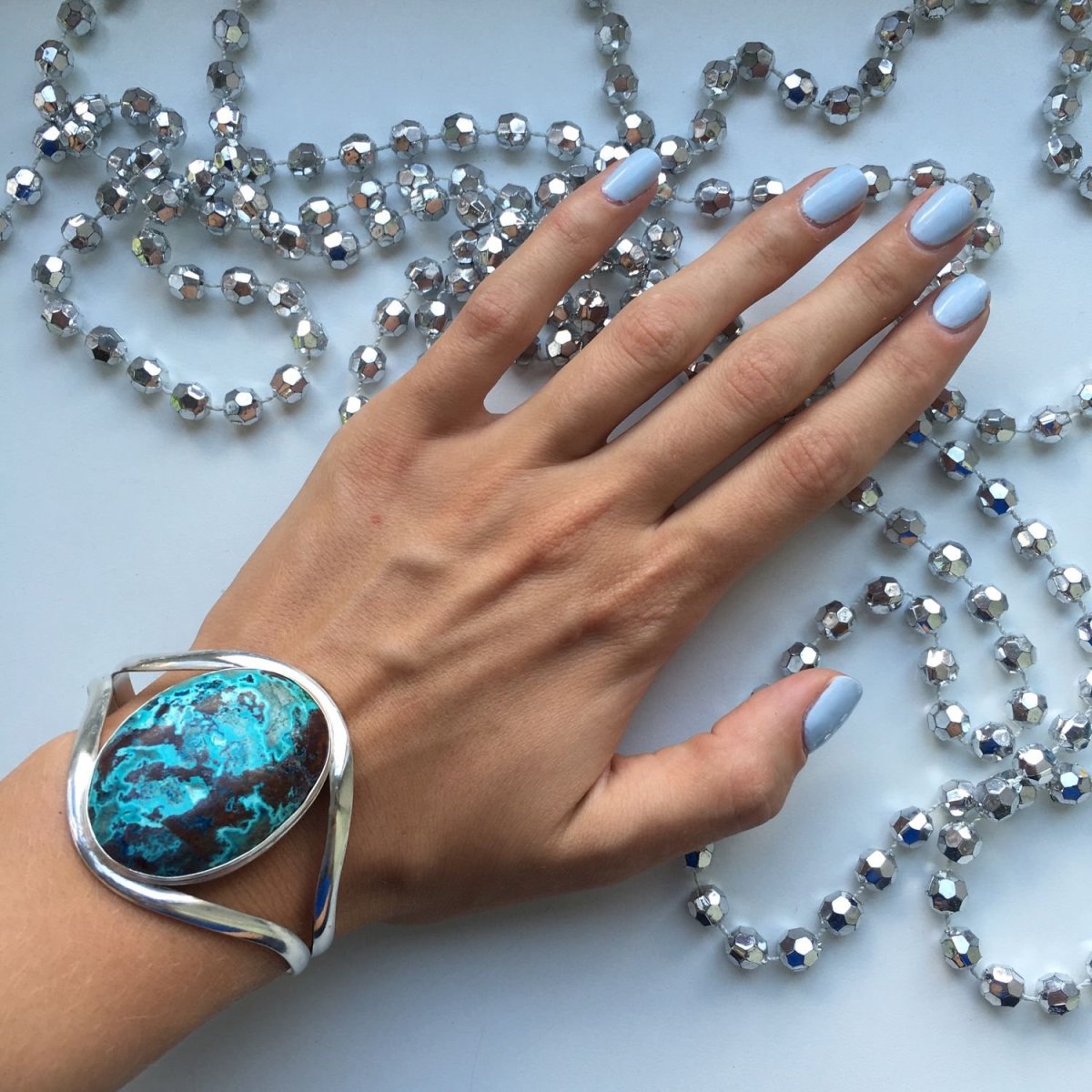 Крупные серебряные украшения