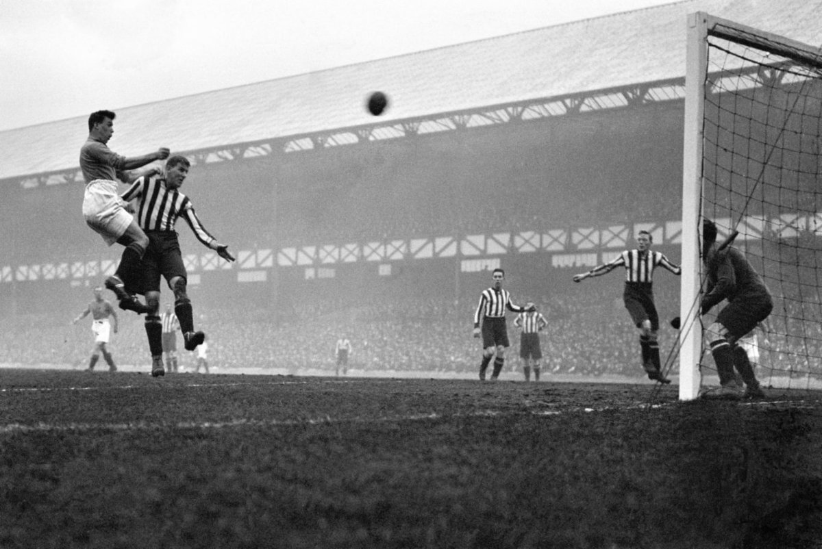 Футбол раньше