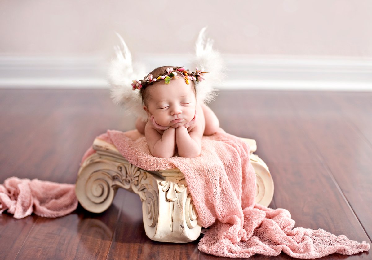 Ангел младенец