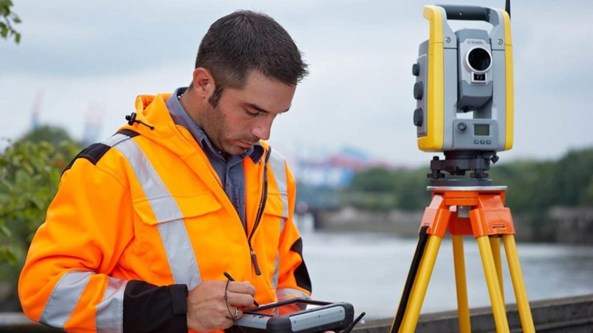 Тахеометр Topcon GM-52