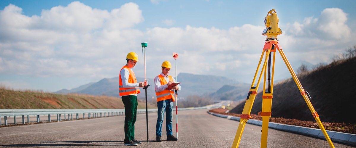 Прибор геодезиста Sokkia