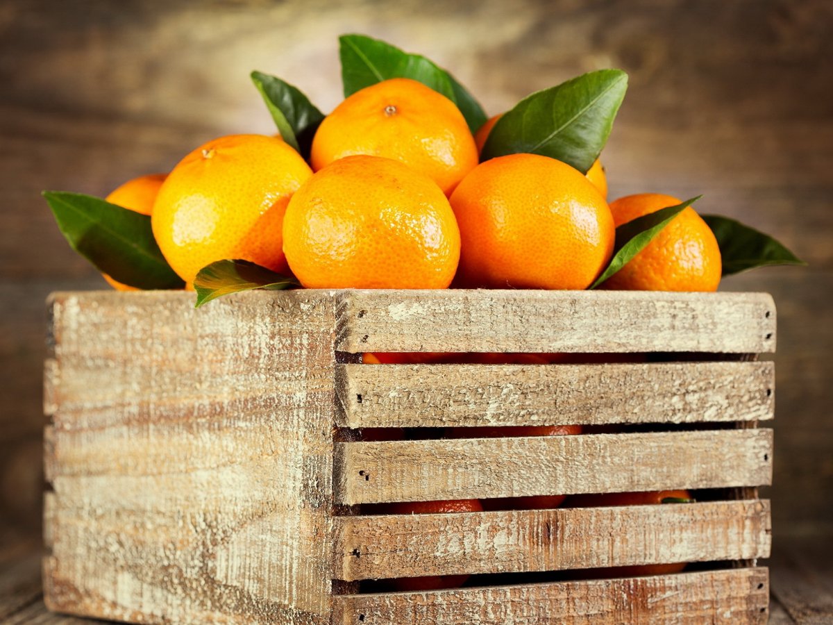 Корзина с лимонами