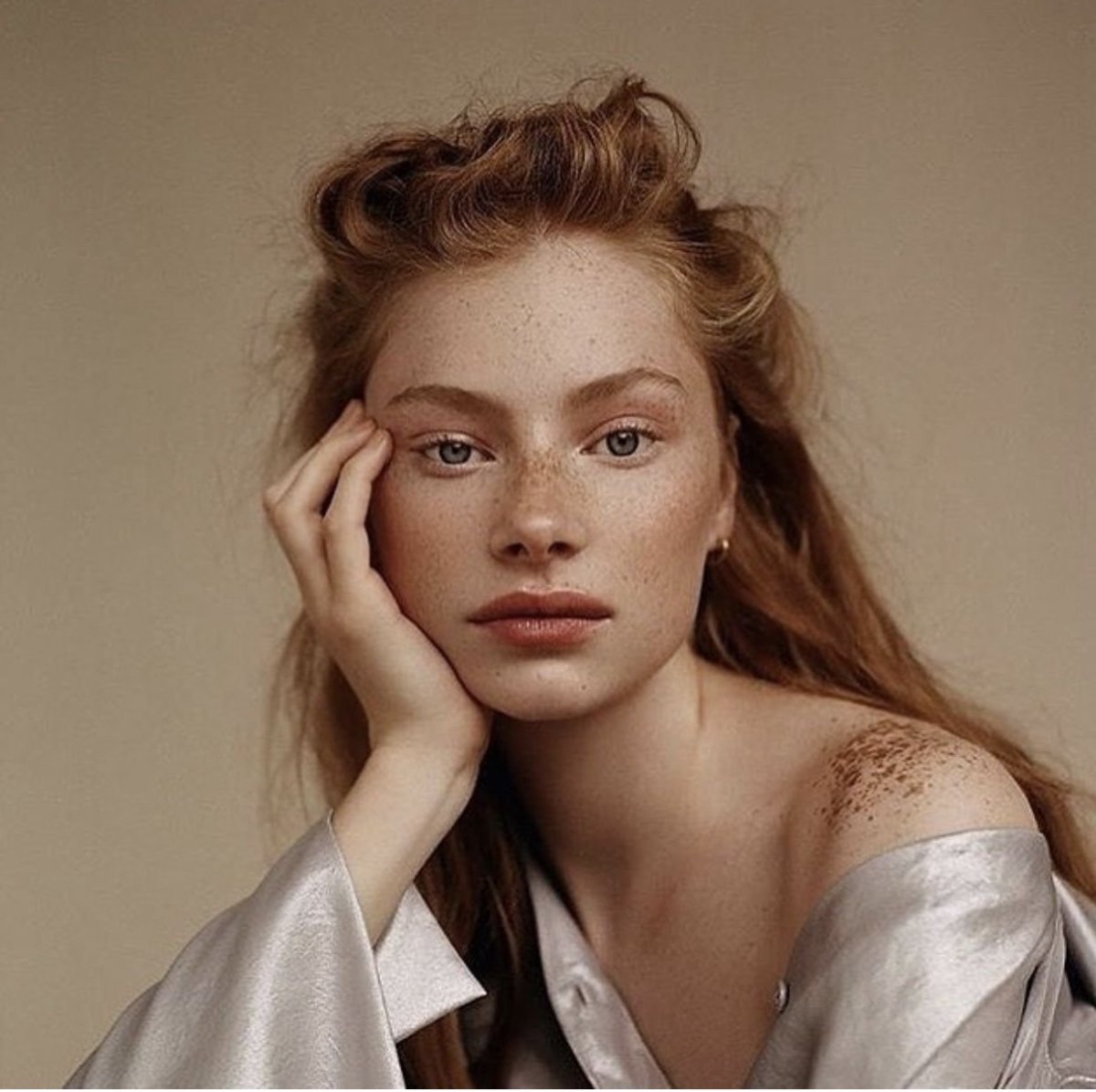 Лицо девушки Эстетика