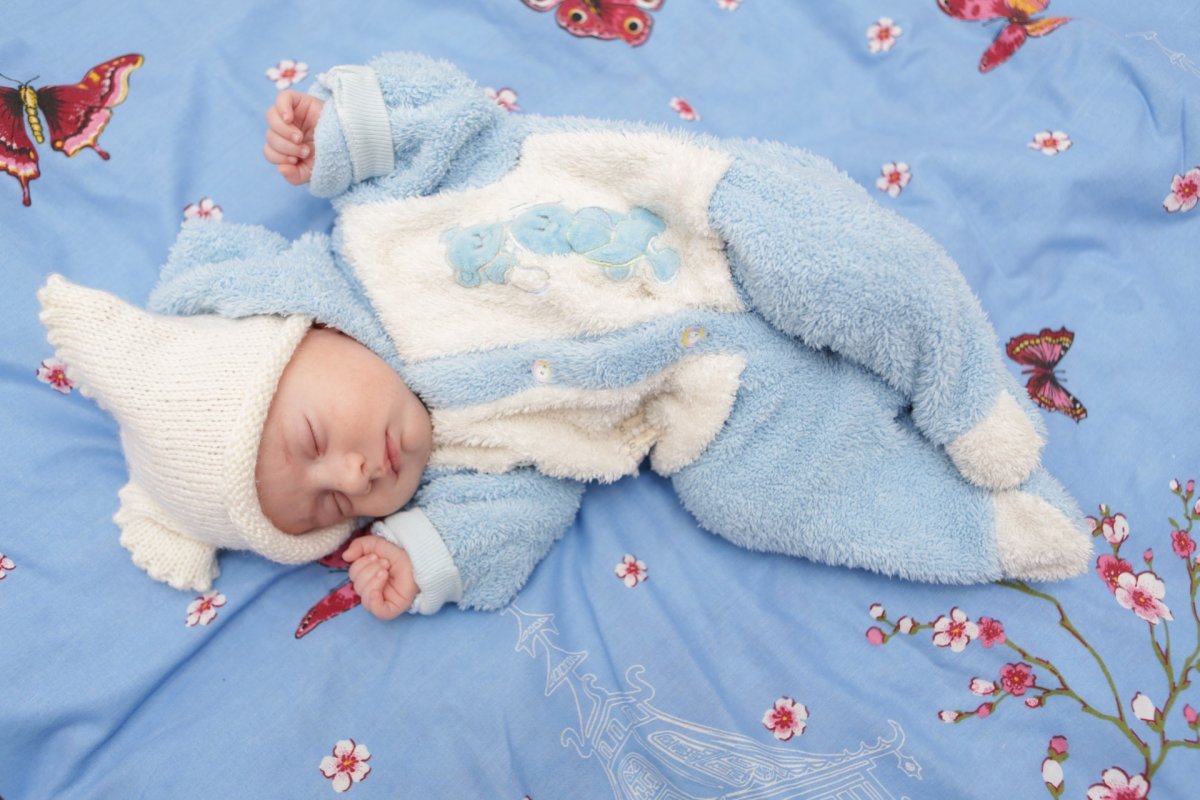 Новорожденный ребенок