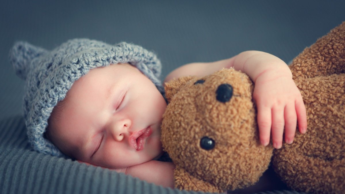 Спящий младенец