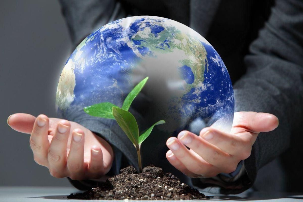 Земля в руках