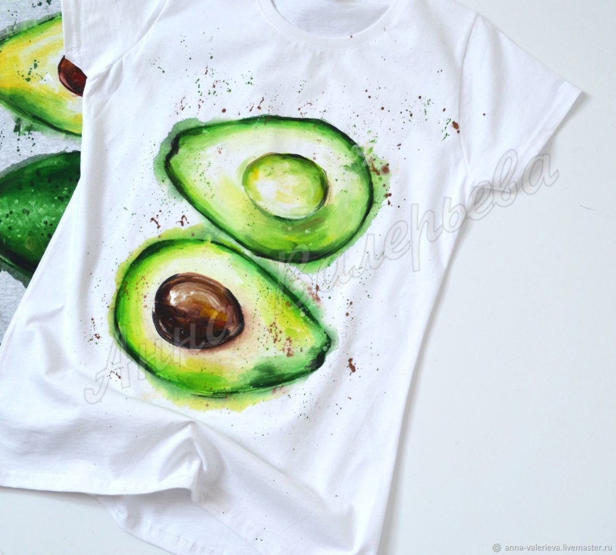 Футболка женская с авокадо Besta Kevoka