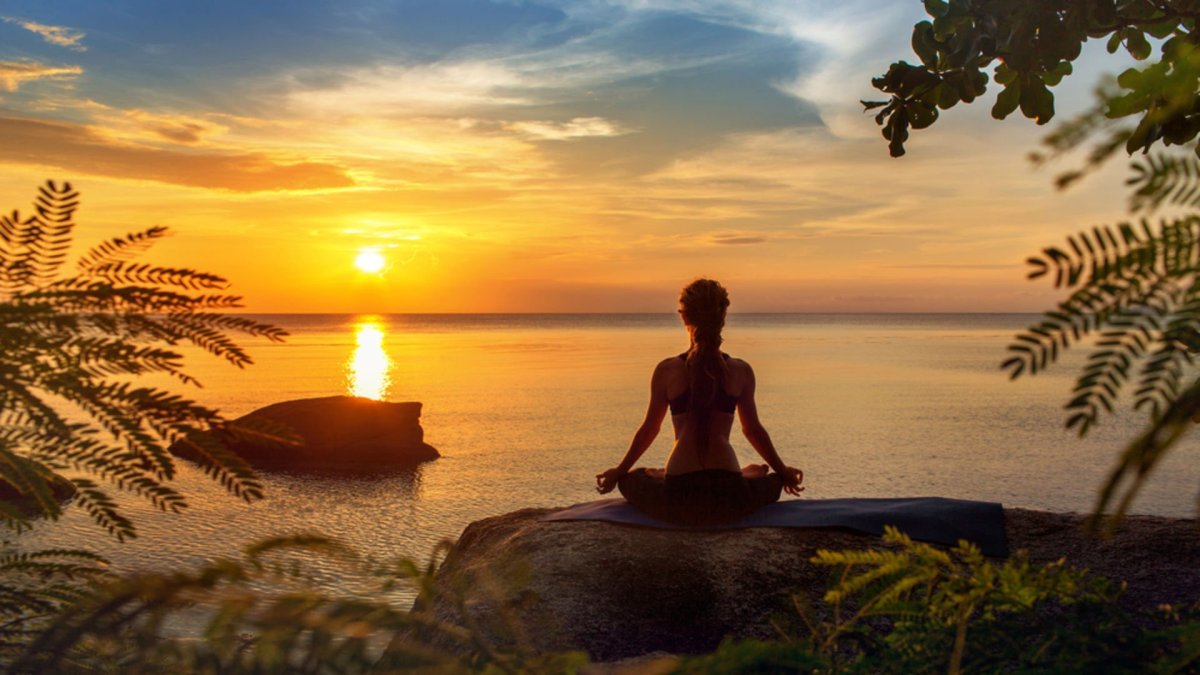 Йога на закате