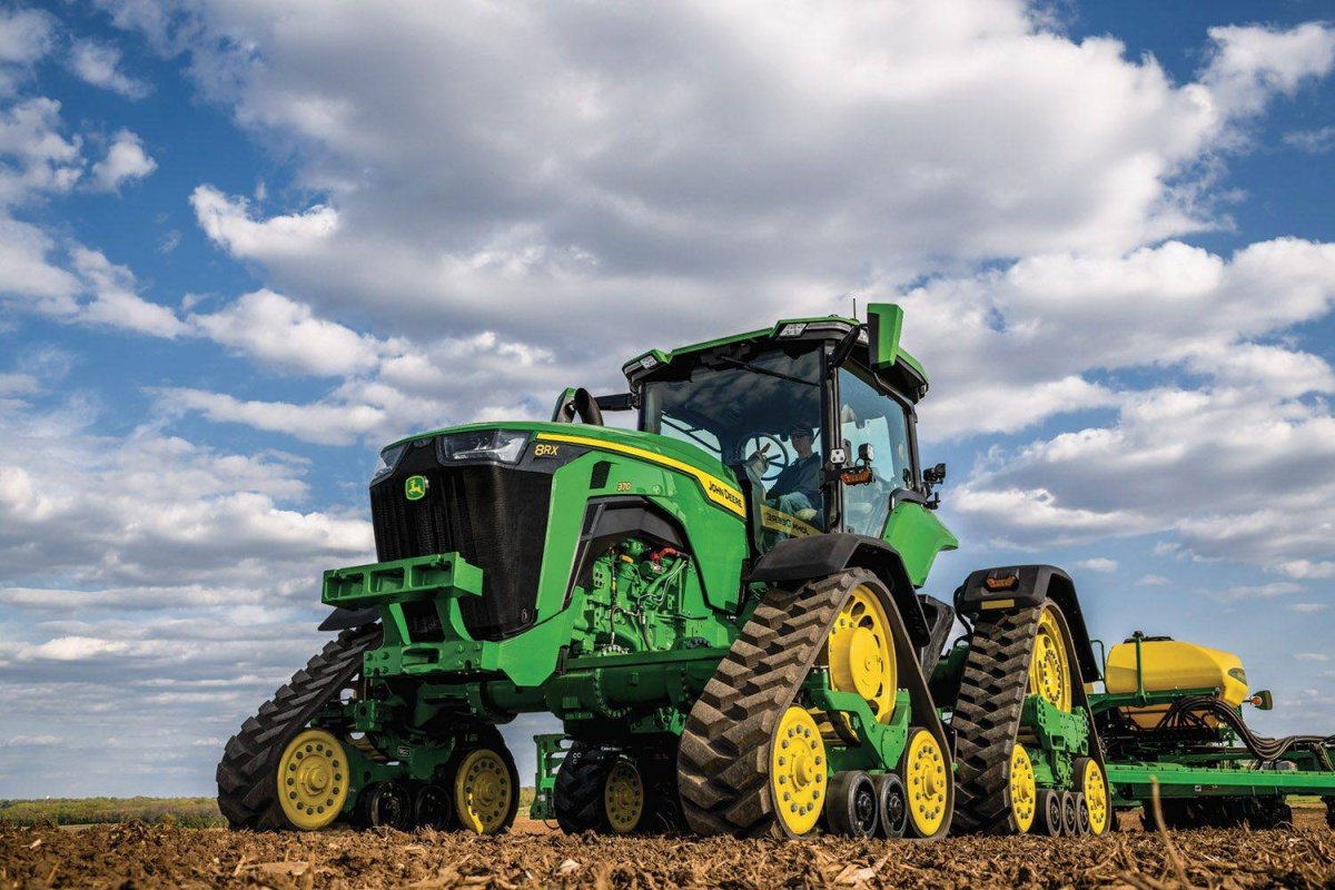 Трактора John Deere 8r