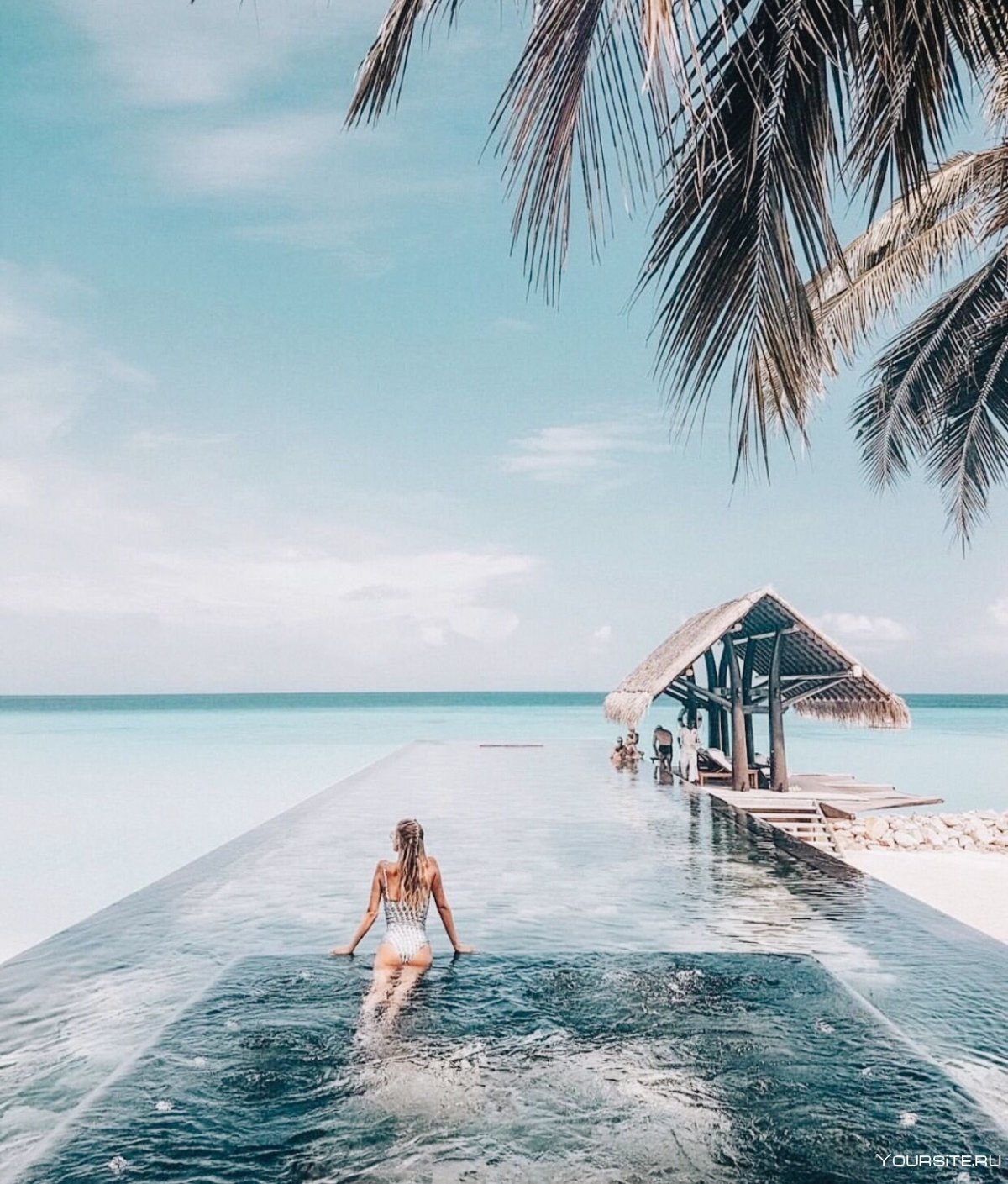 Бора Бора девушка