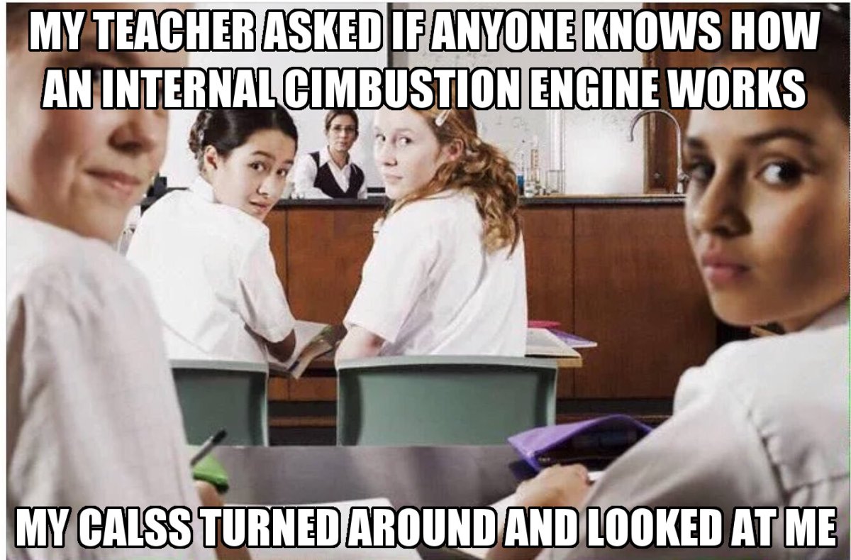 Девушки обернулись в классе