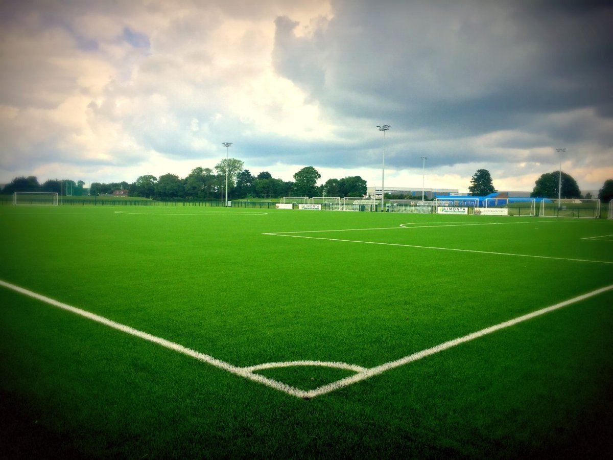 Футбольное поле