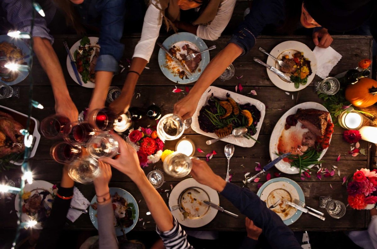 Ужин с друзьями