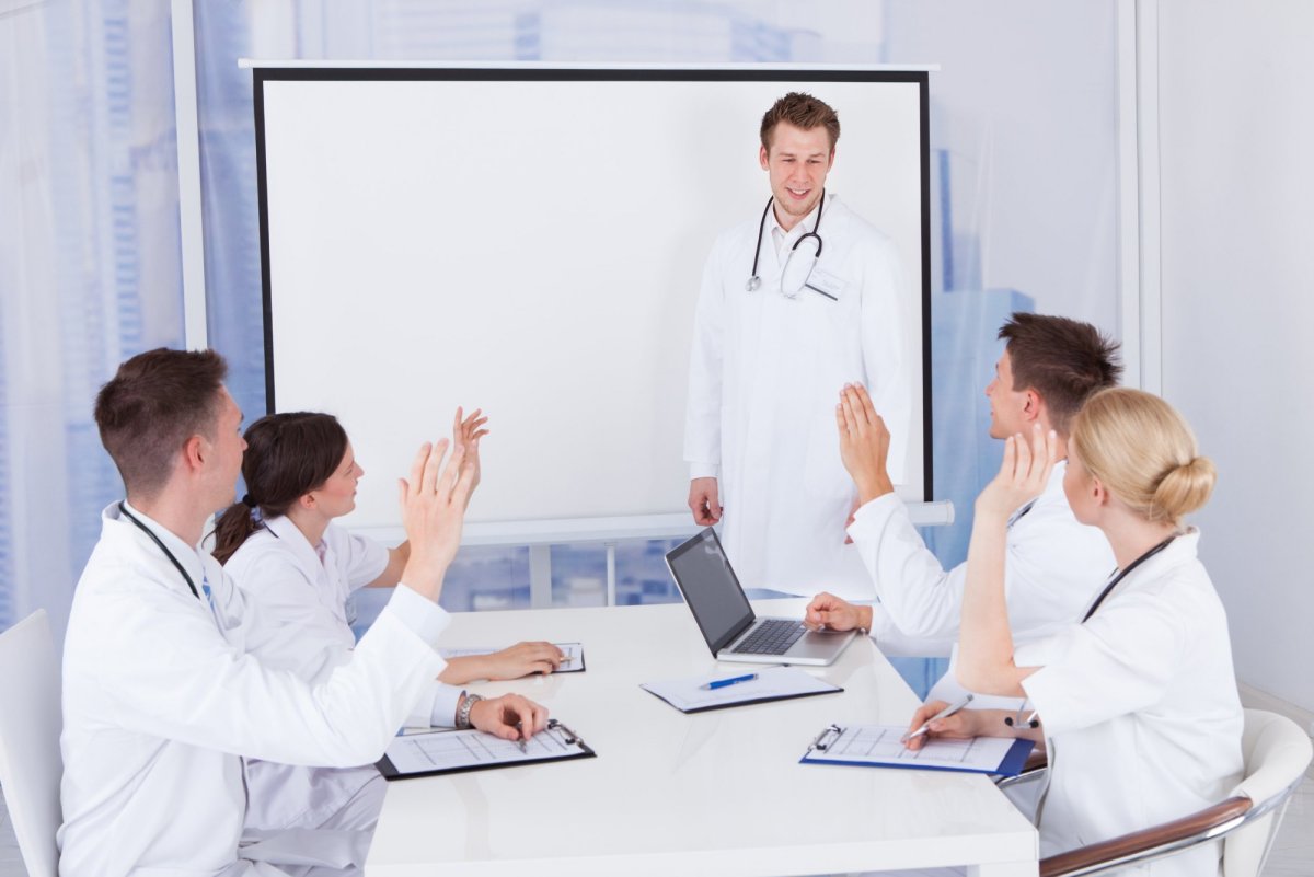 Демонстрация слайдов в больнице