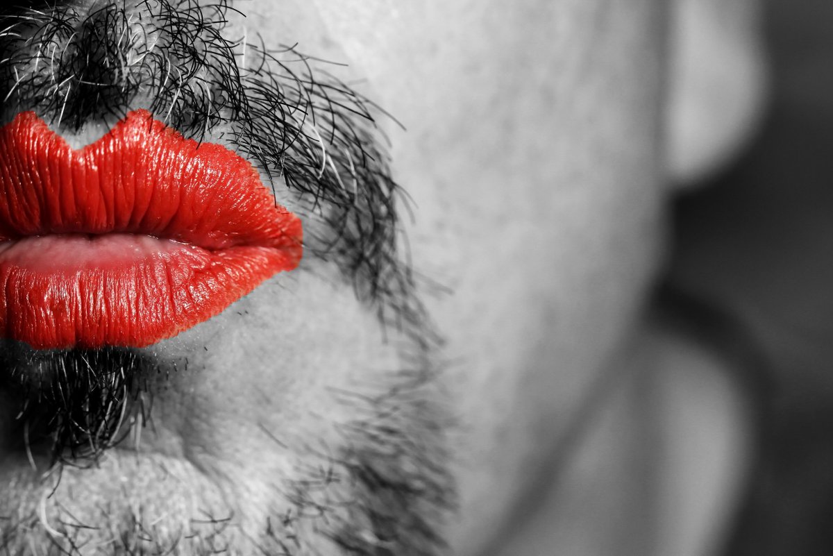 Обои на рабочий стол губы