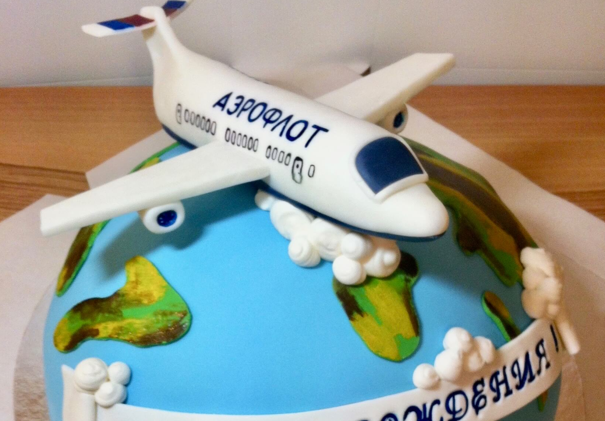 Самолет торт для летчика