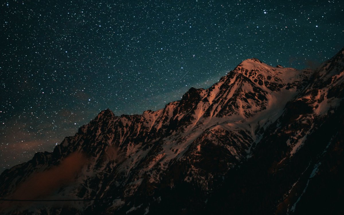 Горы и звезды