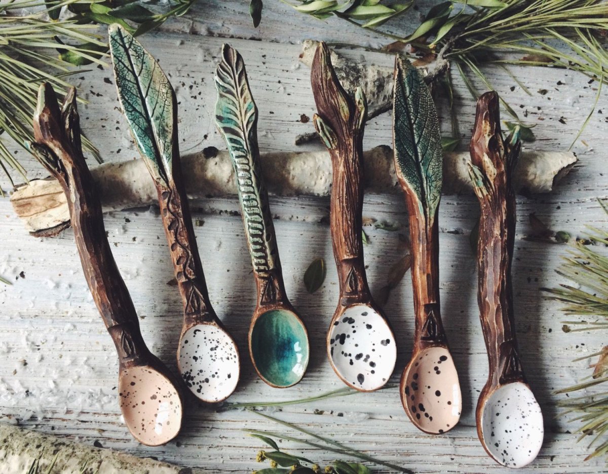 Ложка из глины