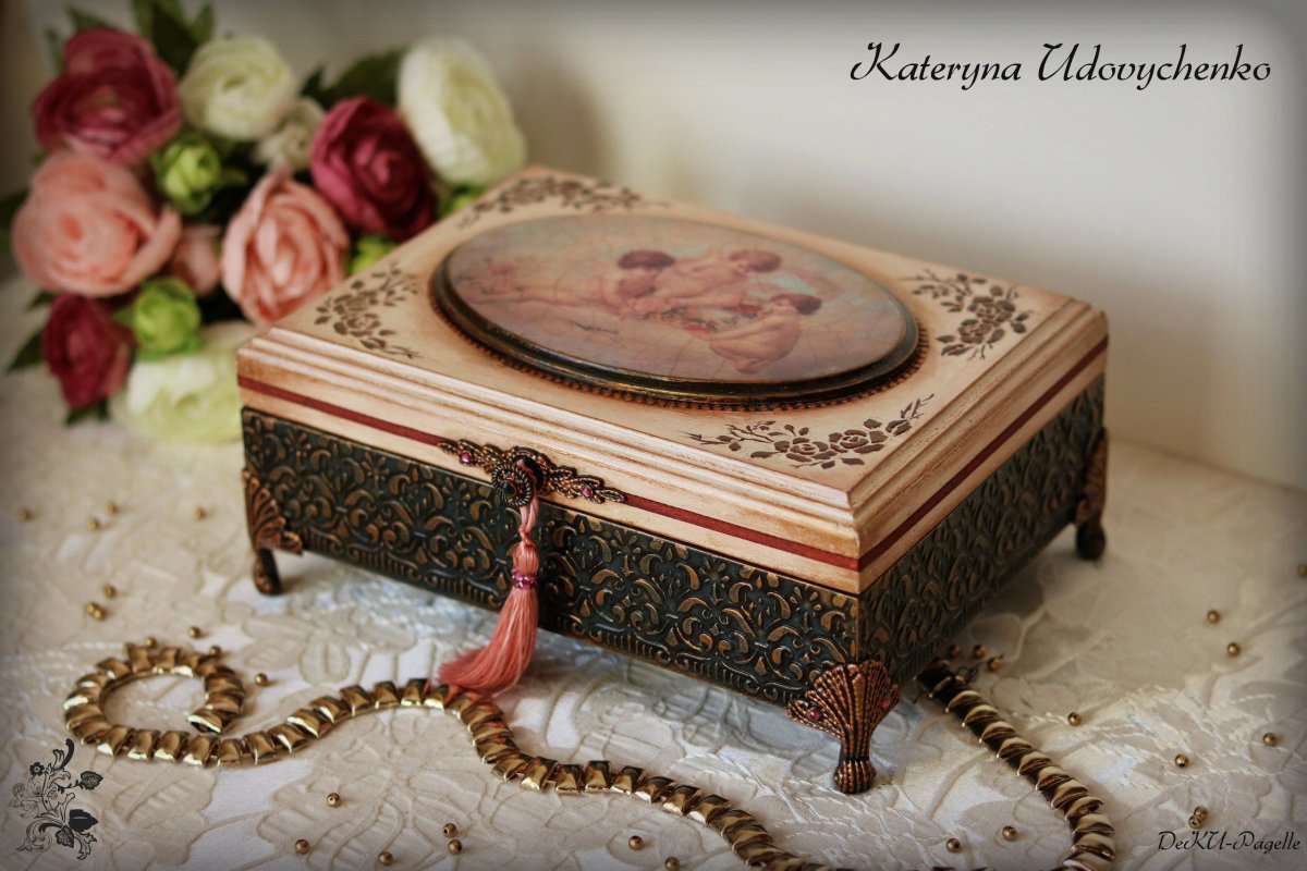 Шкатулка шкатулки s-137pu