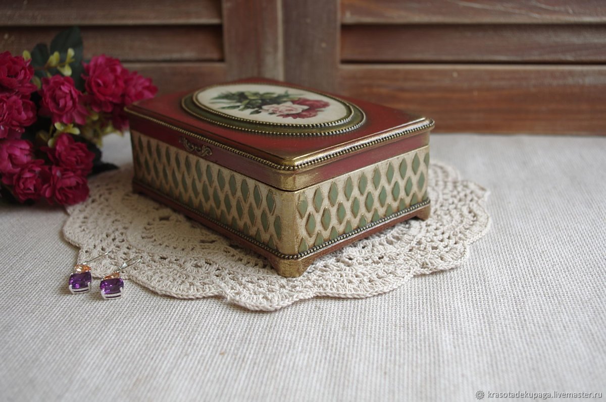 Шкатулки эпохи рококо