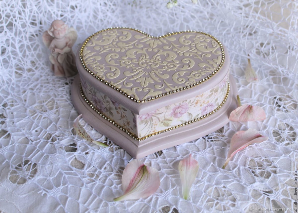 Подарок в пастельных тонах