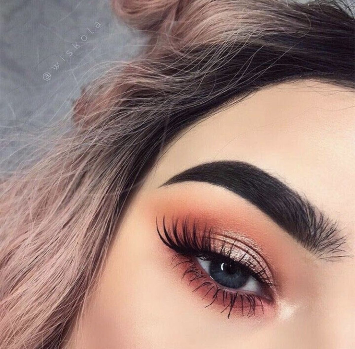 Портрет глаза