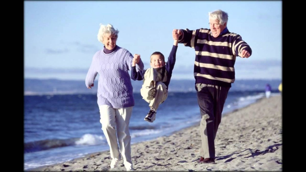 Счастливая старость с внуками