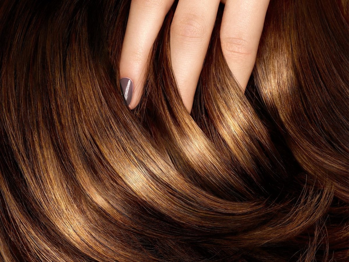 Красивые шелковистые волосы