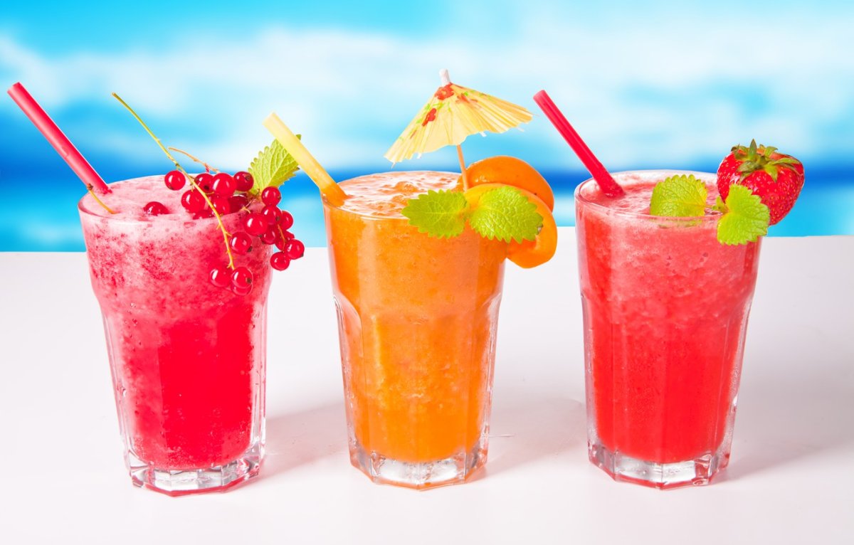 Разноцветные коктейли