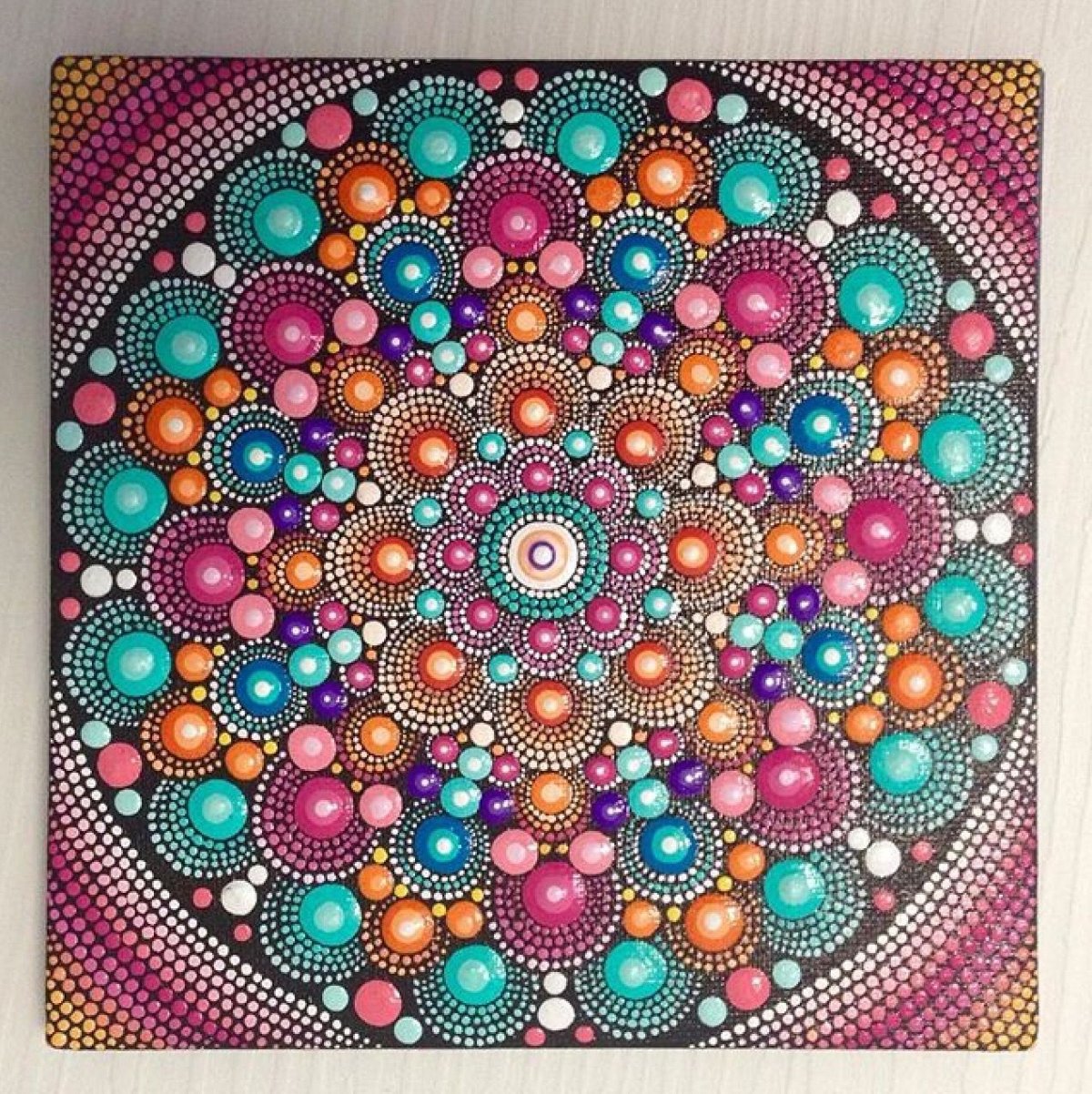 Огромная Мандала