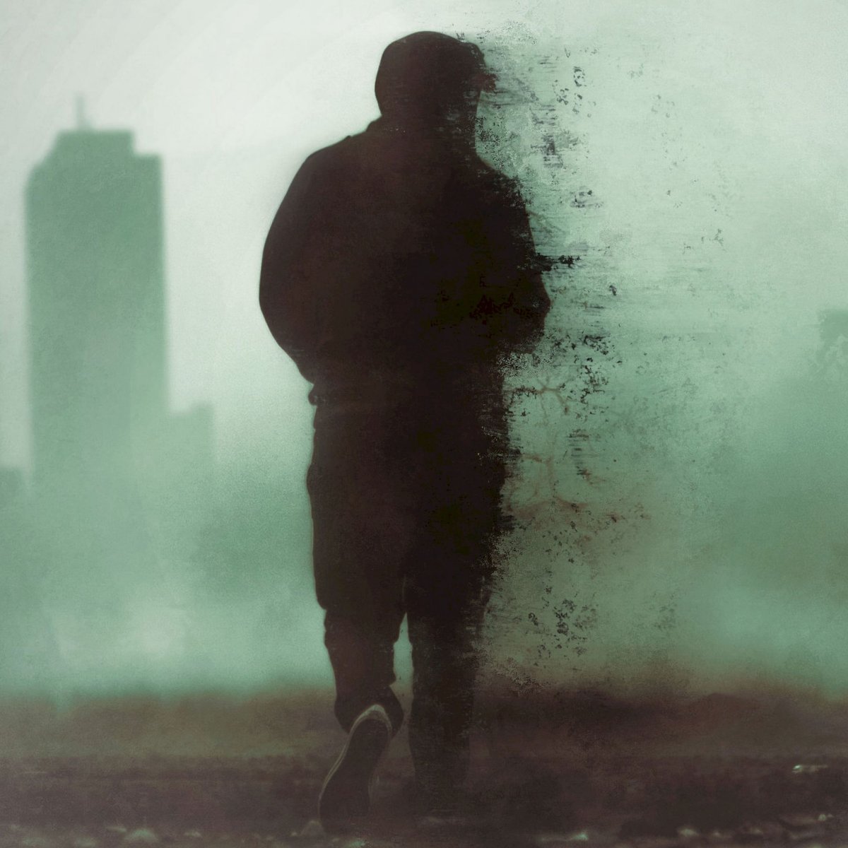 Человек уходящий в туман