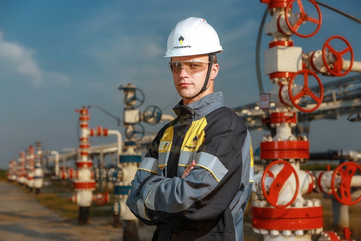 Оператор по добыче нефти и газа