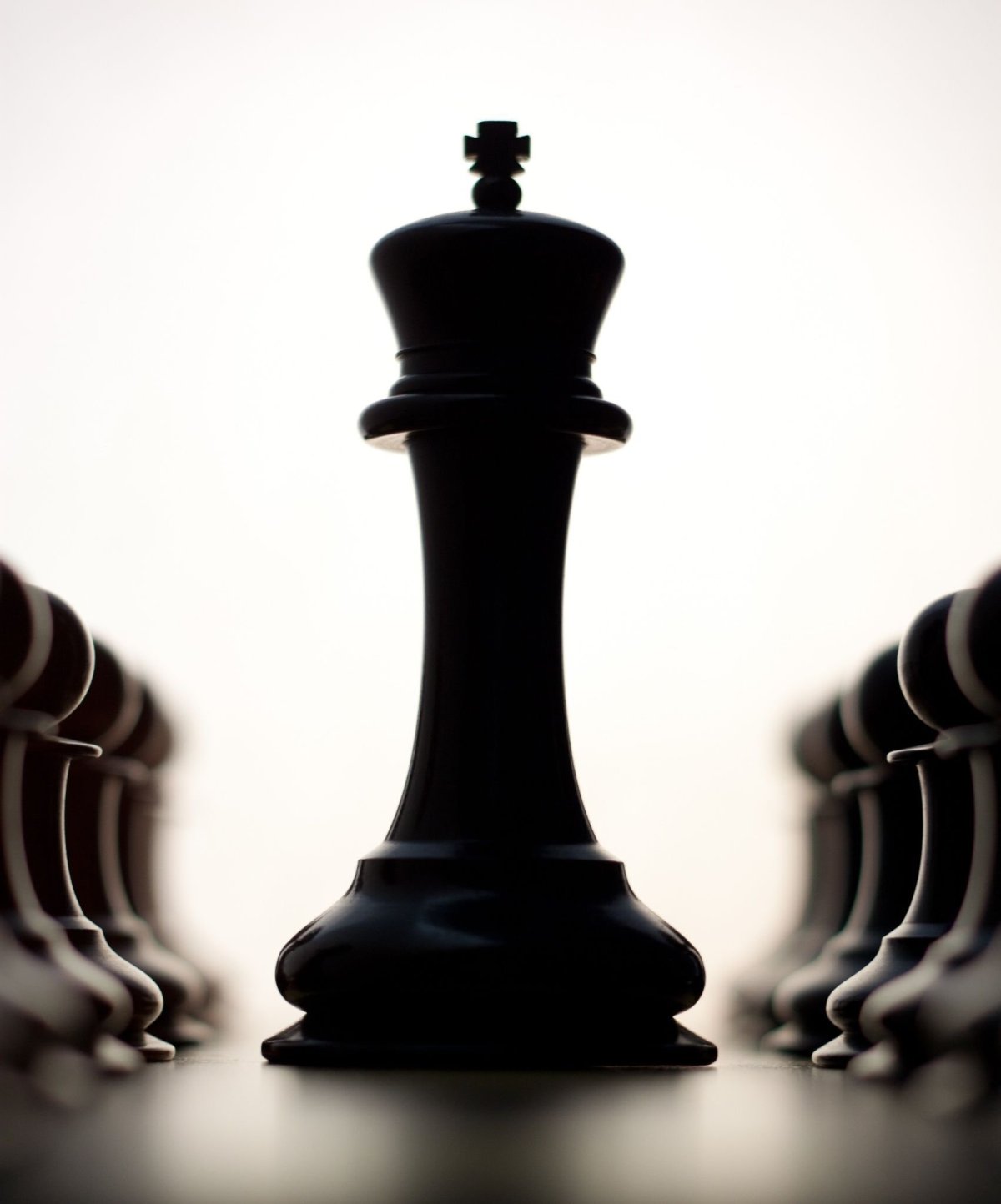 Король, ферзь, пешка