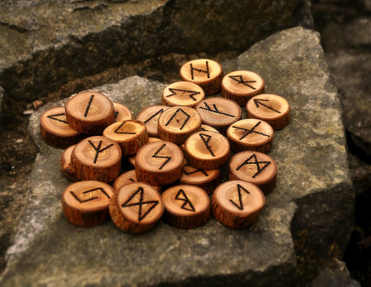 Руны "скандинавские руны"