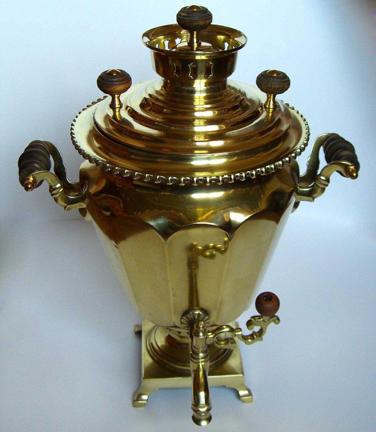 Старинные предметы самовар