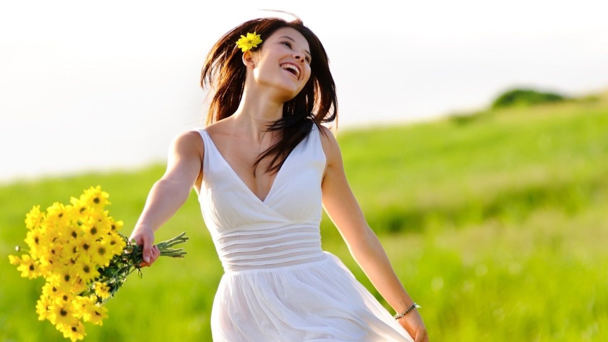 Человек радостный