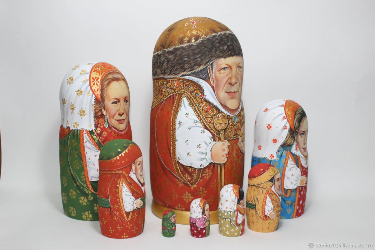 Золотая Хохлома Матрешка