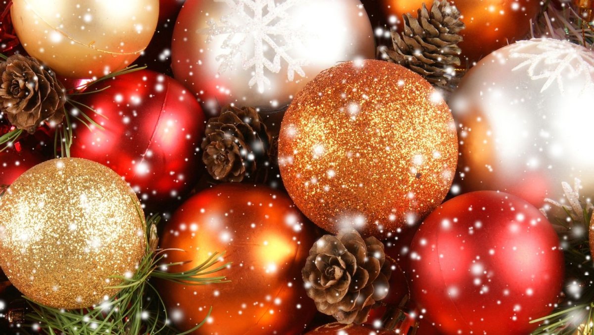 День дарения елочных праздничных шаров