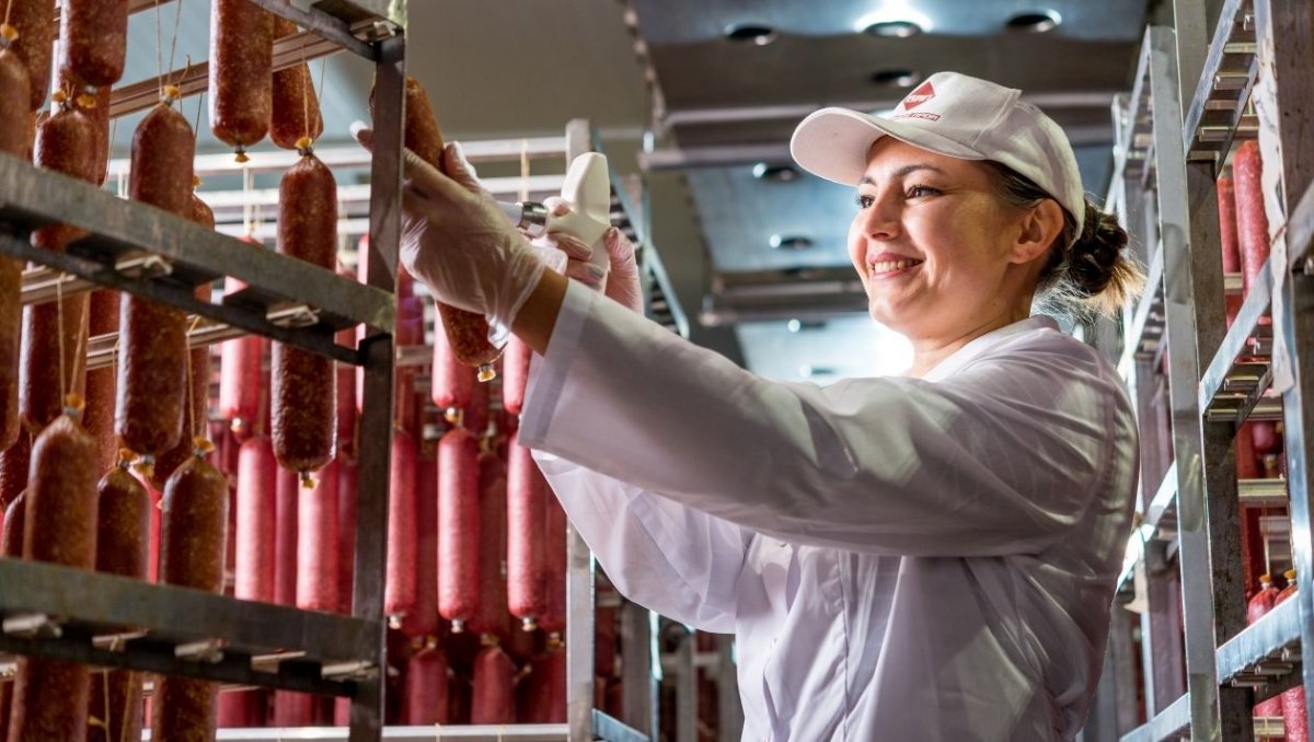 Упаковщик мясной продукции