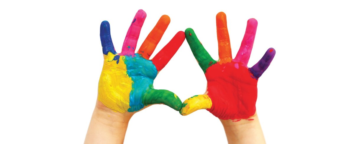 Картина с отпечатками рук всей семьи