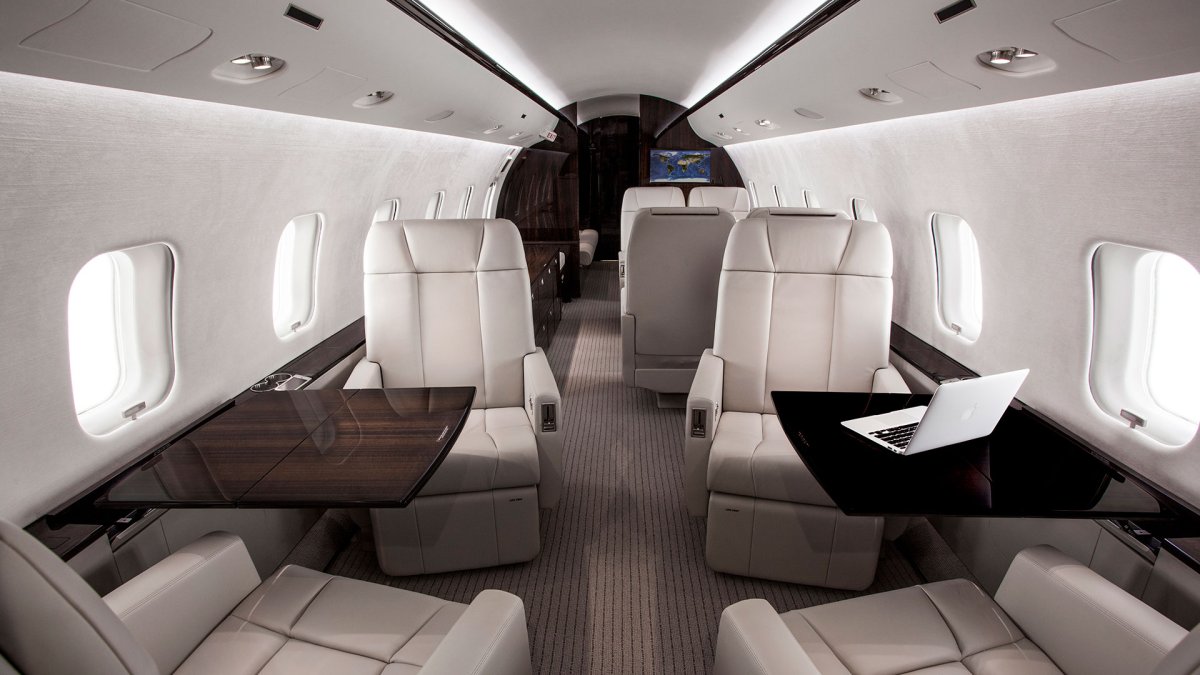 Airbus a380 салон