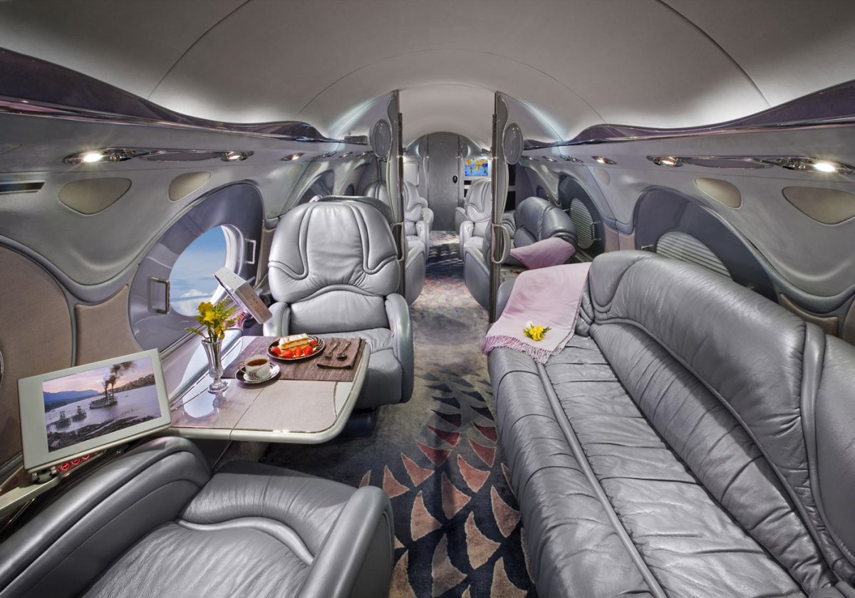 Окно самолета изнутри