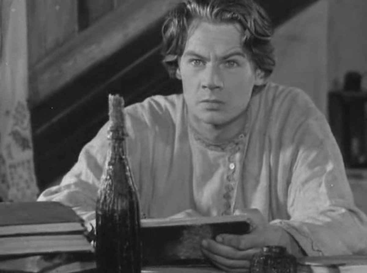 Алексей Лярский актер