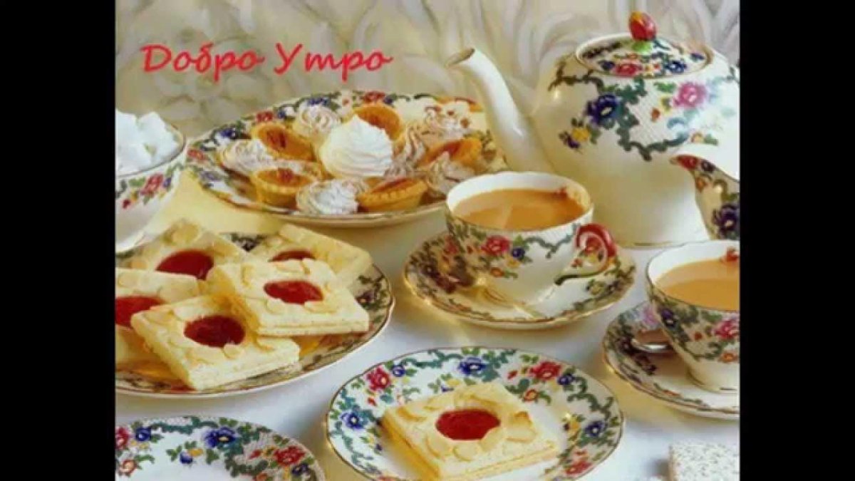 Сервировка стола к чаю с тортом