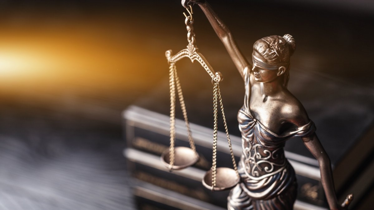 Юриспруденция фон