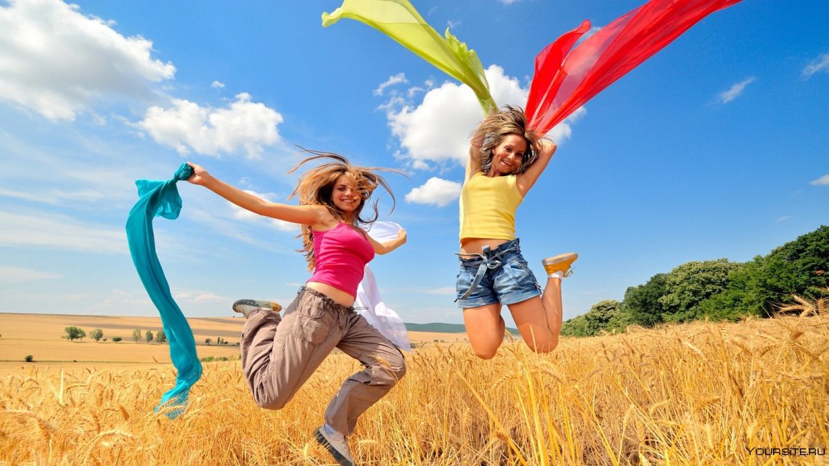 Позитивная девушка