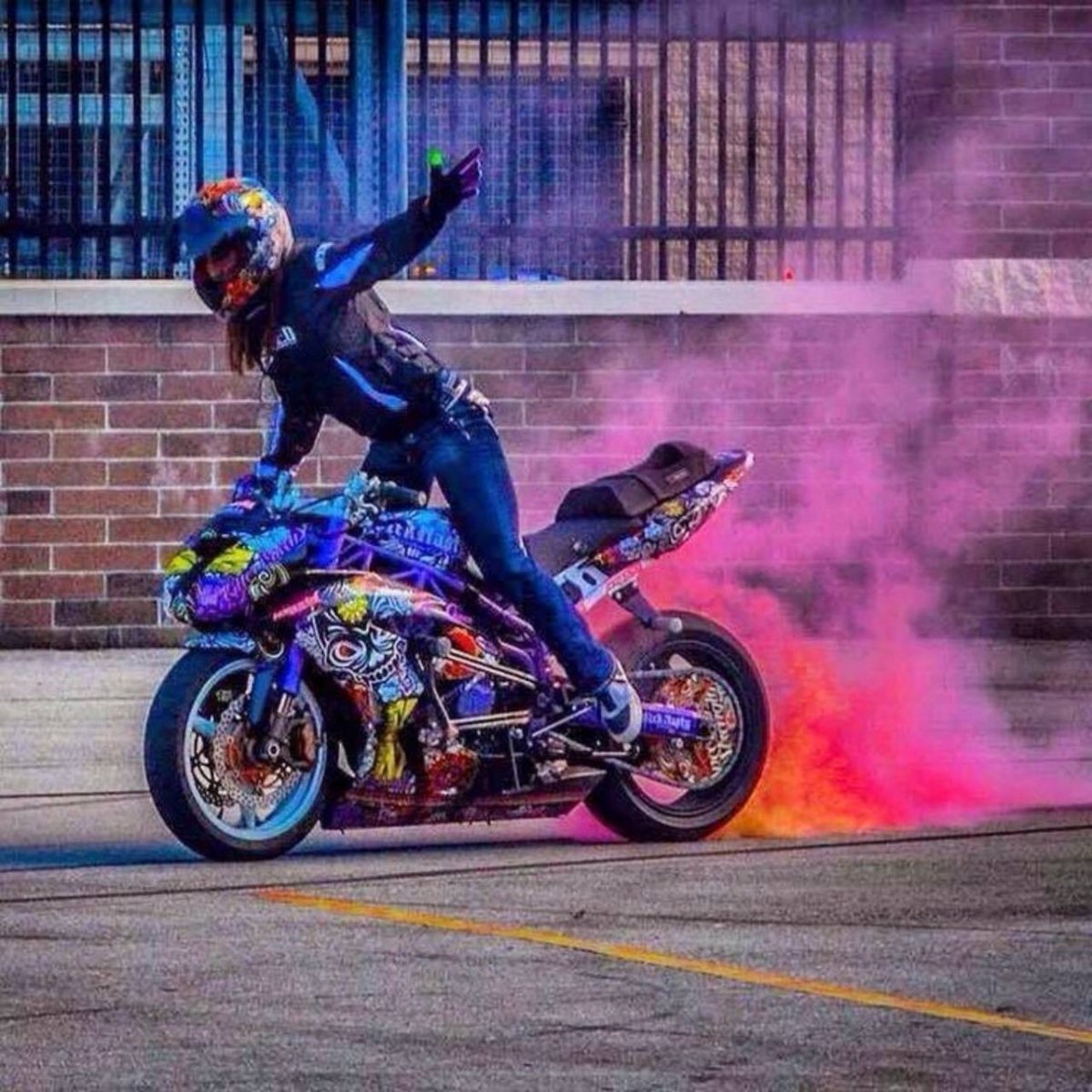 Мото девушки