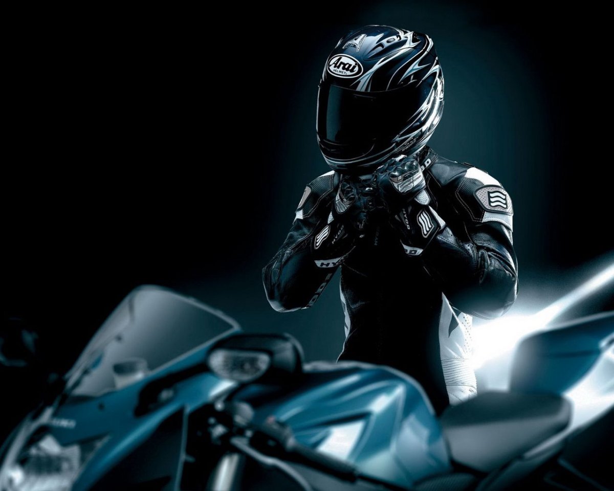 Спортивный мотоцикл